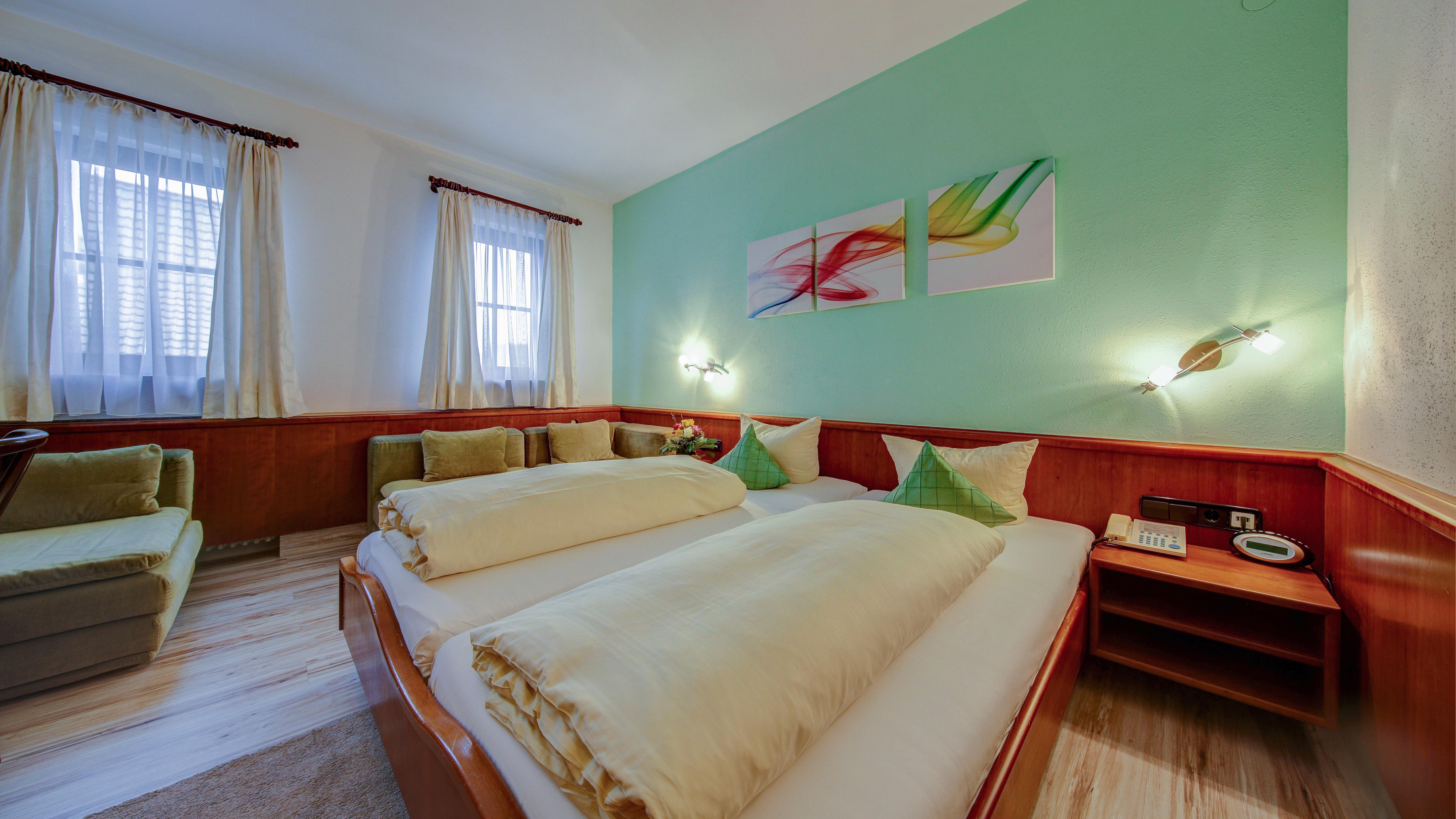 Hotel Lamm Remshalden Екстер'єр фото